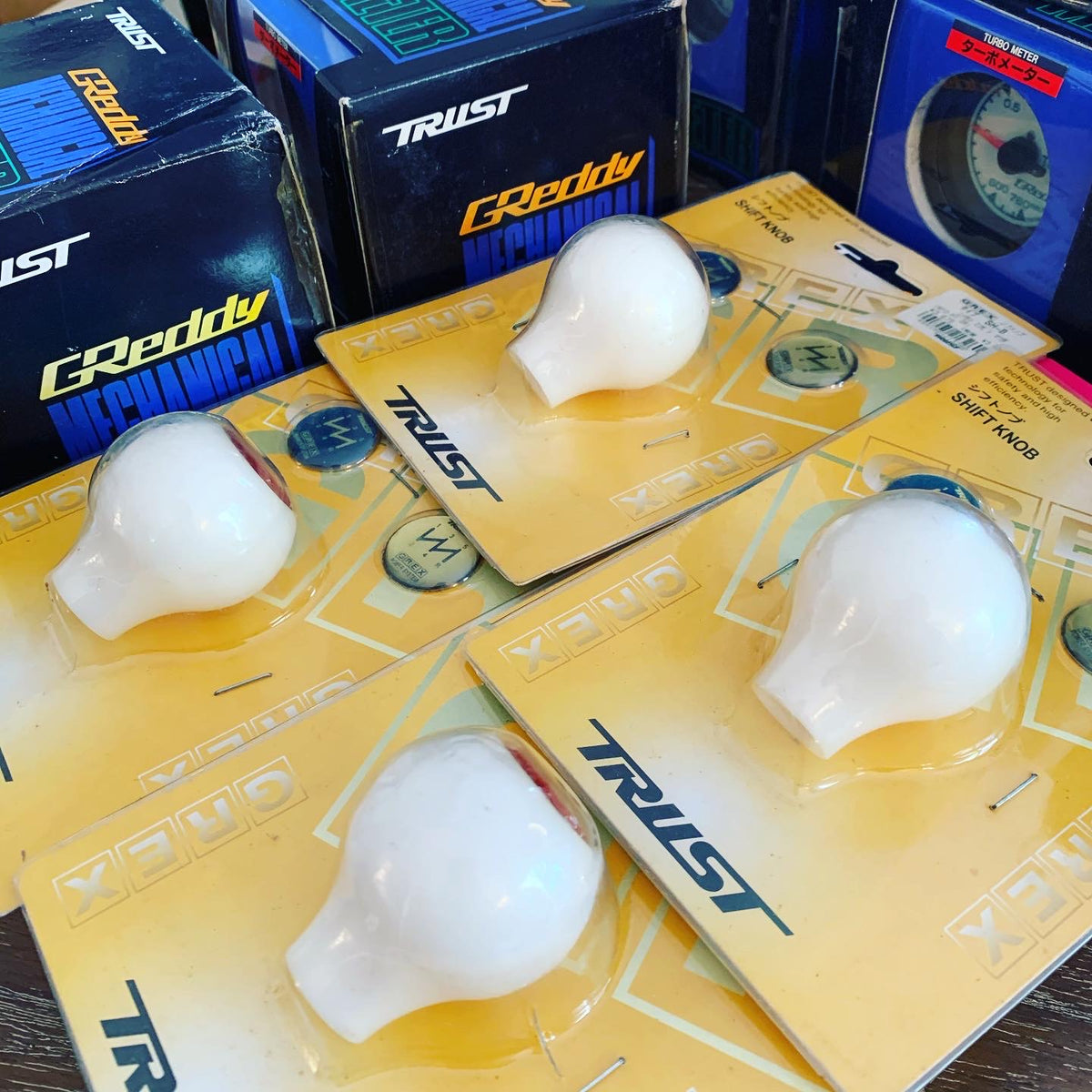 Trust Greddy White Shift Knob N1BNR